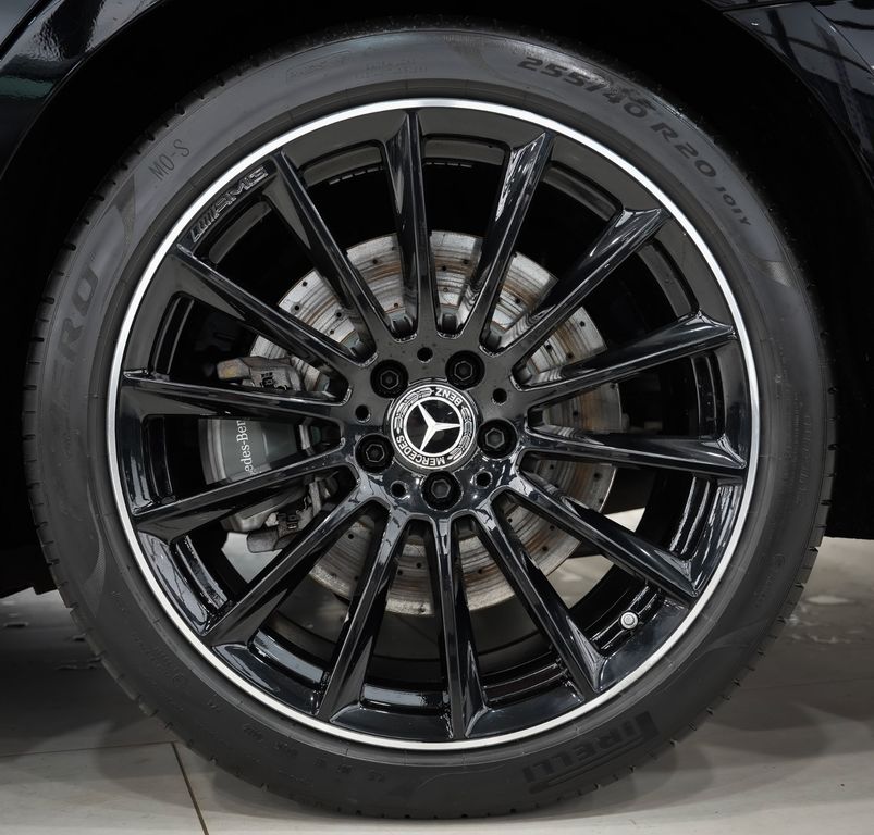 Mercedes-Benz S 400 2022 г. Чёрный, пробег 53747 км