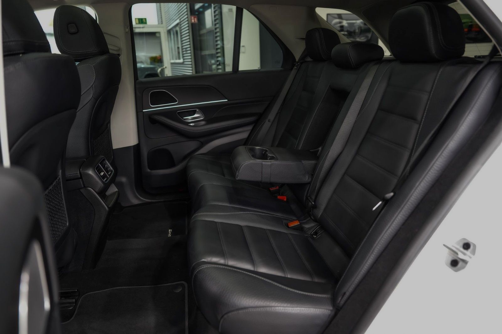 Mercedes-Benz GLE 450 2021 г. Белый, пробег 45157 км
