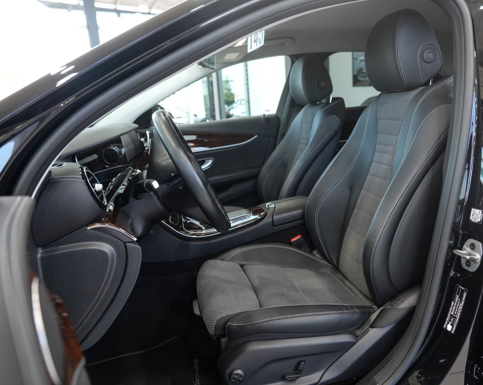 Mercedes-Benz E 300 2021 г. Чёрный, пробег 26710 км