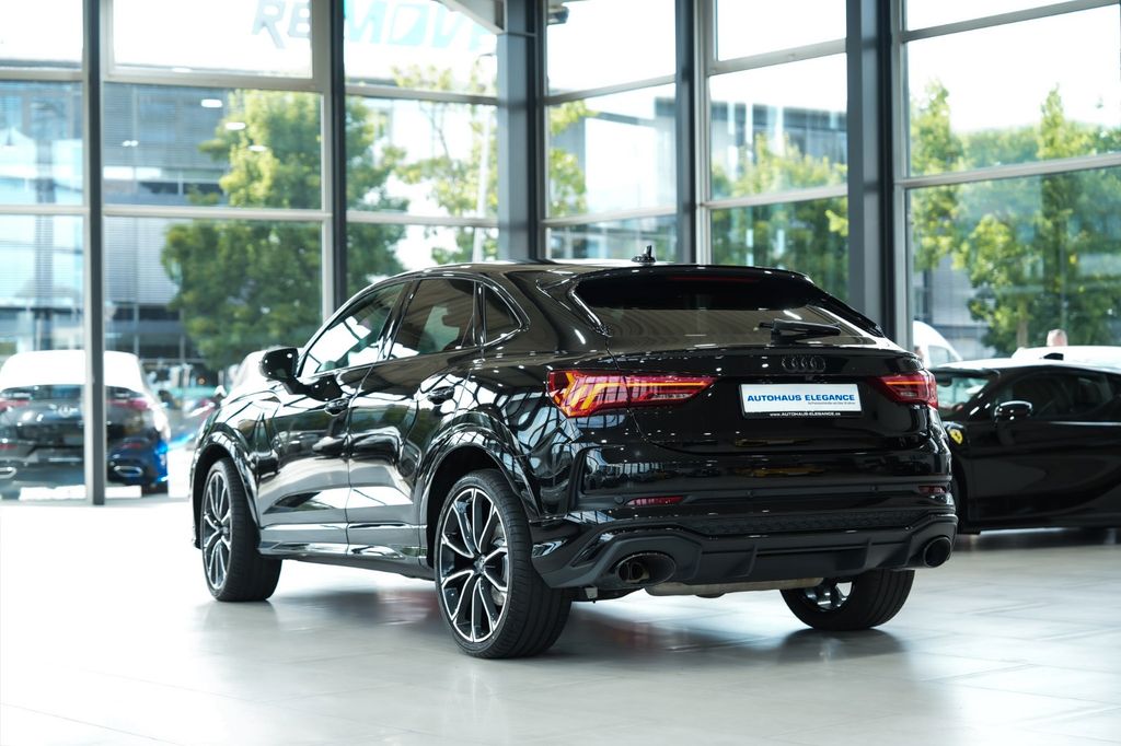 Audi RSQ3 2023 г. Чёрный, пробег 57148 км