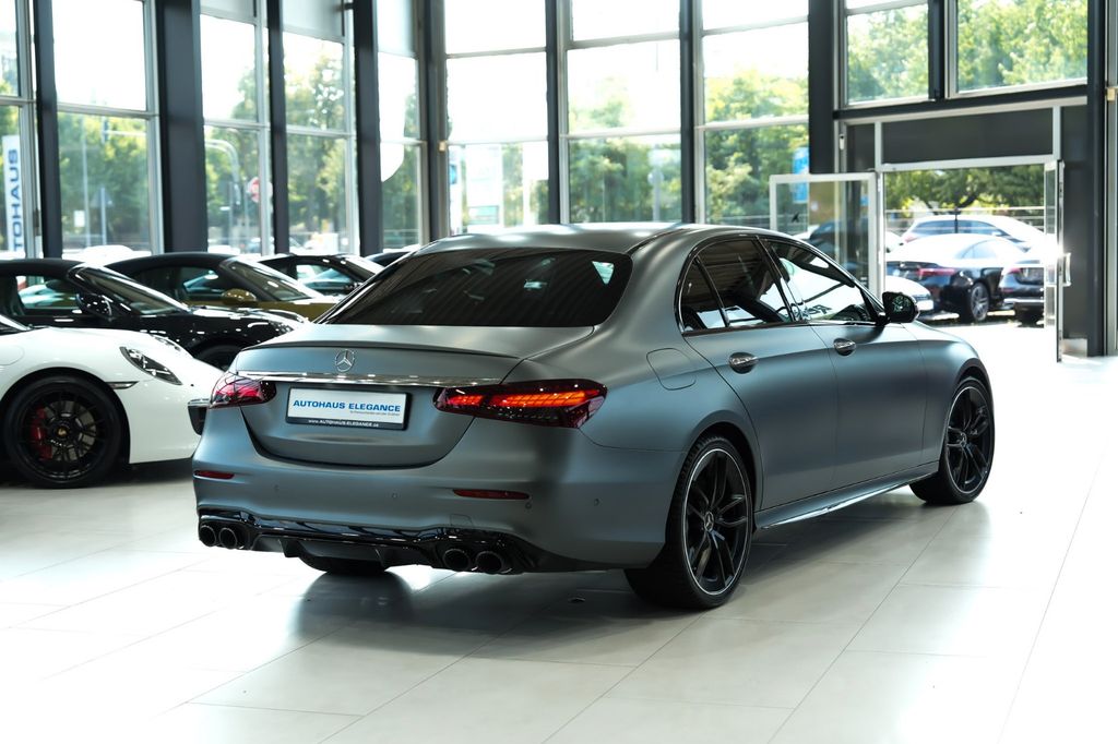 Mercedes-Benz E 53 AMG 2023 г. Серый, пробег 53134 км