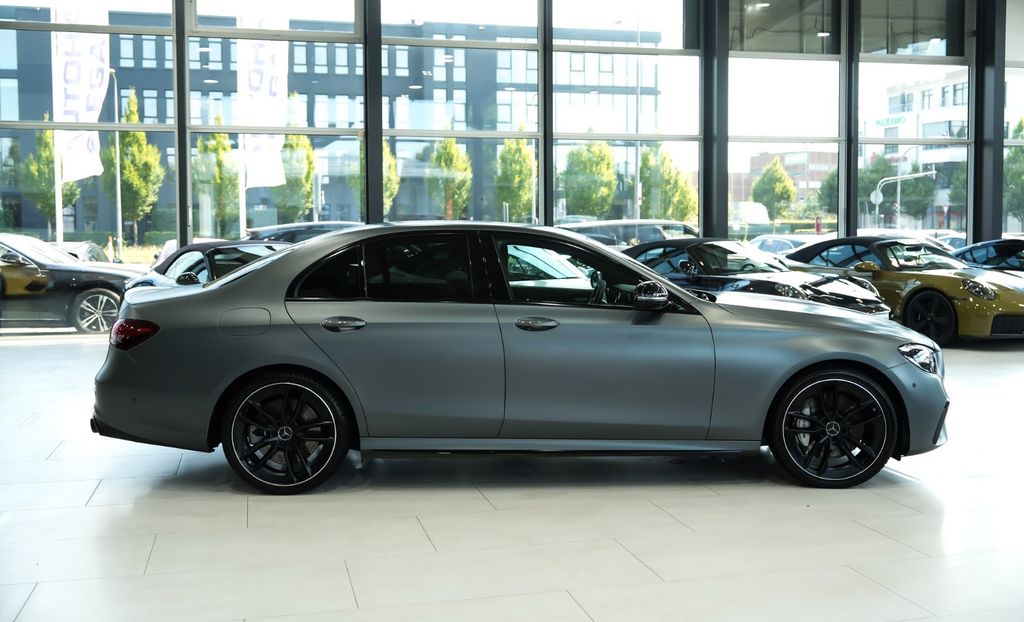 Mercedes-Benz E 53 AMG 2023 г. Серый, пробег 53134 км