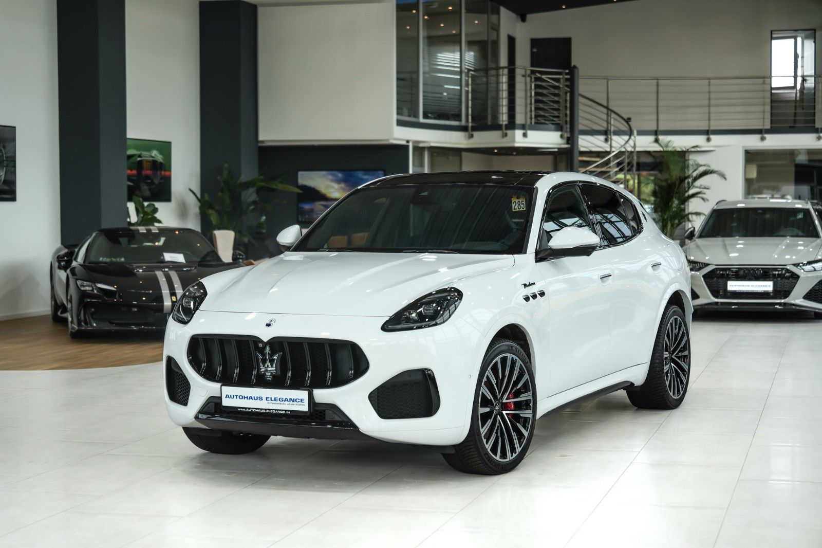 Maserati Grecale 2023 г. Белый, пробег 47532 км