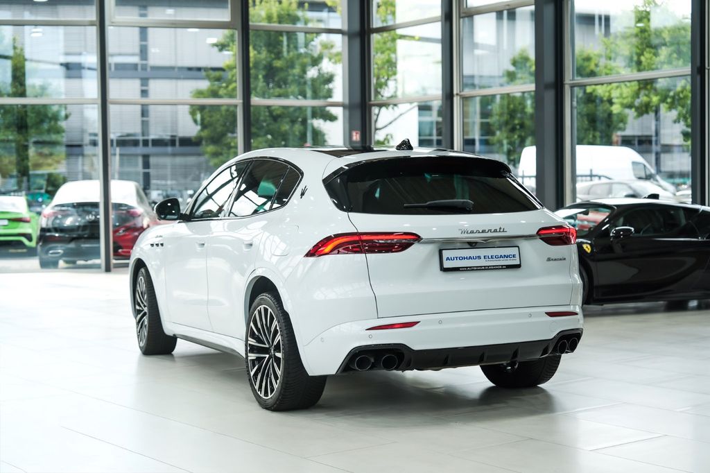 Maserati Grecale 2023 г. Белый, пробег 47532 км
