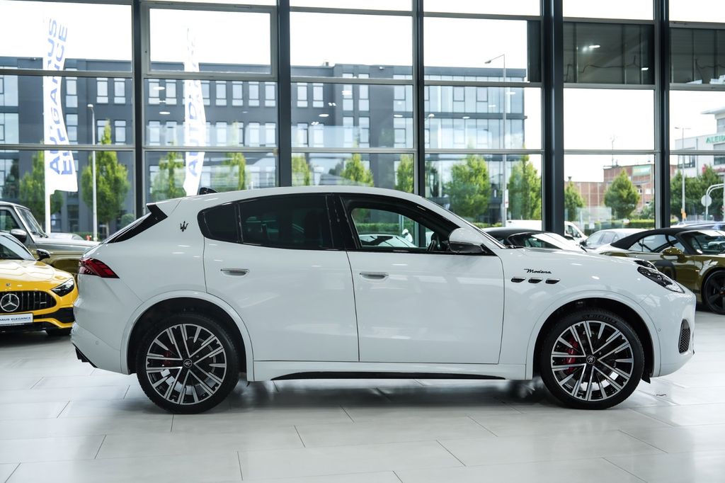 Maserati Grecale 2023 г. Белый, пробег 47532 км
