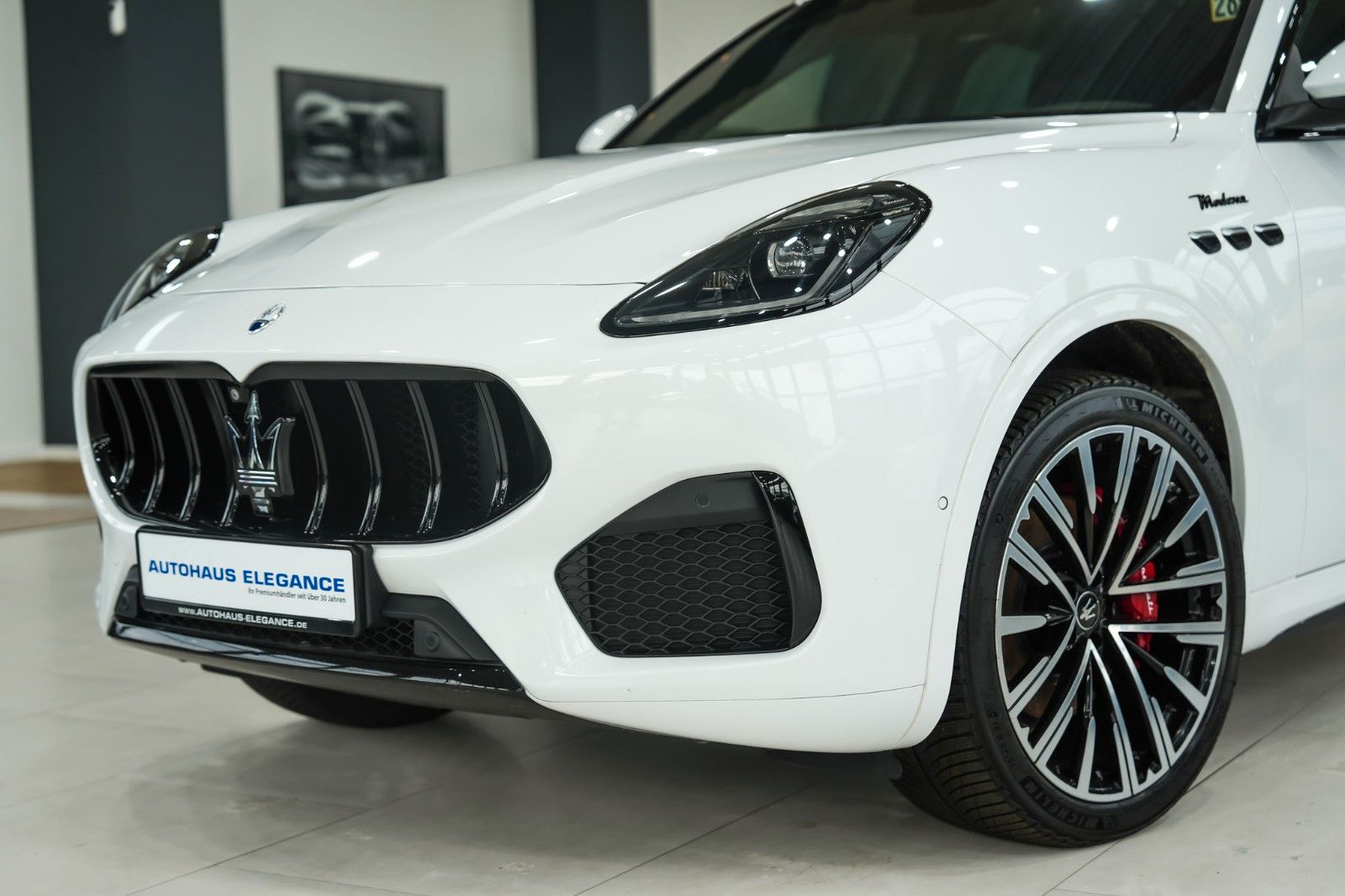 Maserati Grecale 2023 г. Белый, пробег 47532 км