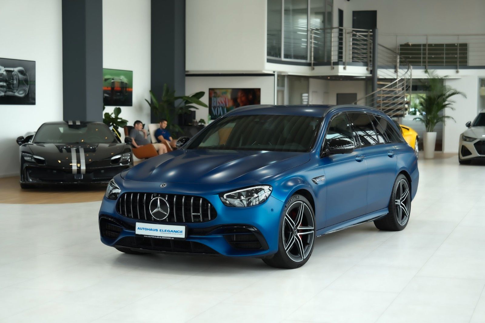 Mercedes-Benz E 63 AMG 2022 г. Синий, пробег 49950 км