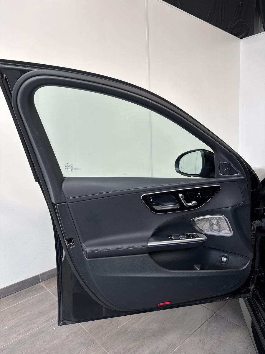 Mercedes-Benz C 220 2024 г. Чёрный, пробег 46750 км