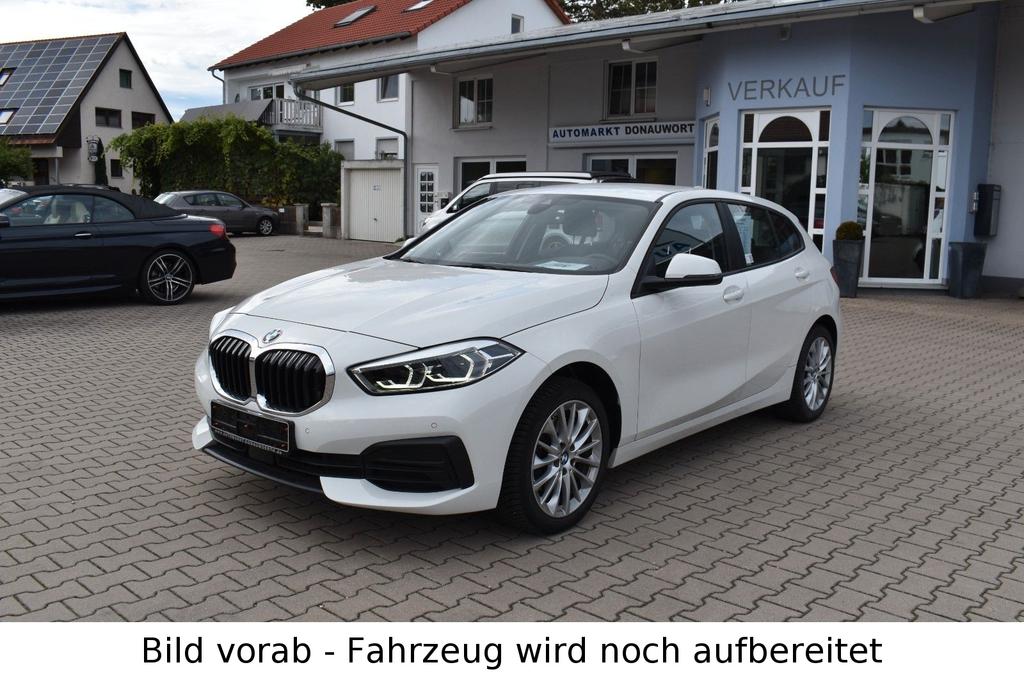 BMW 118 2022 г. Белый, пробег 17013 км