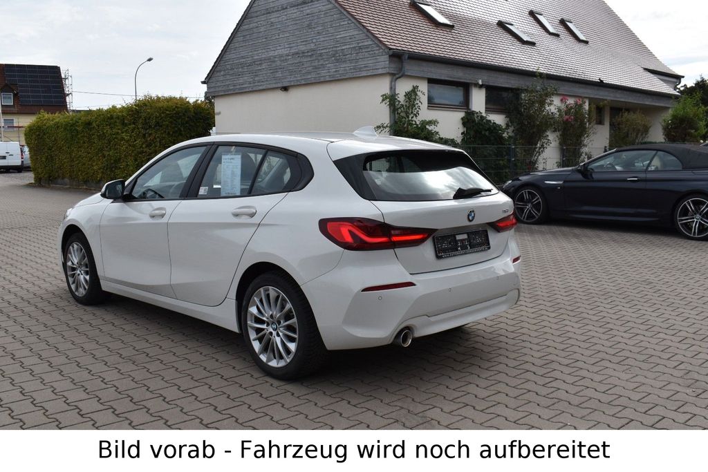 BMW 118 2022 г. Белый, пробег 17013 км