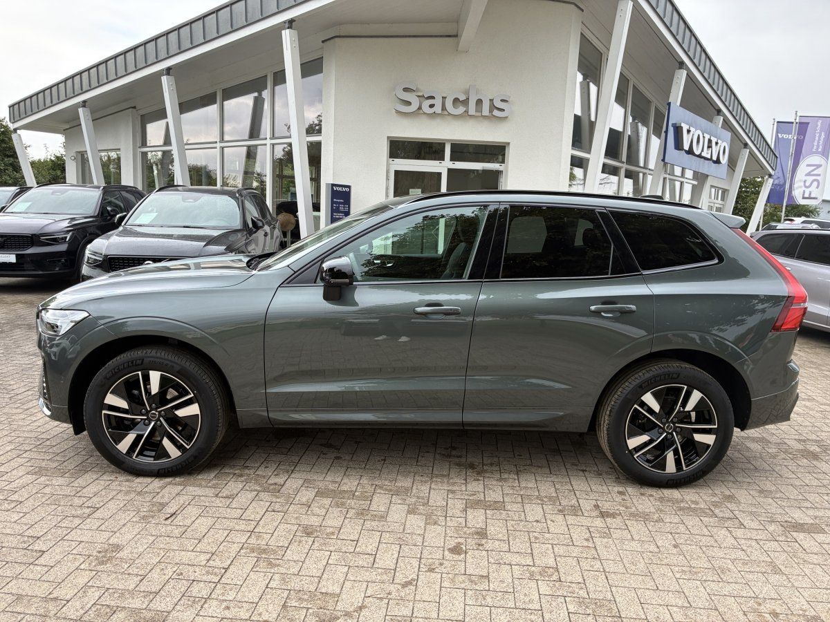 Volvo XC60 2025 г. Серый, пробег 15153 км