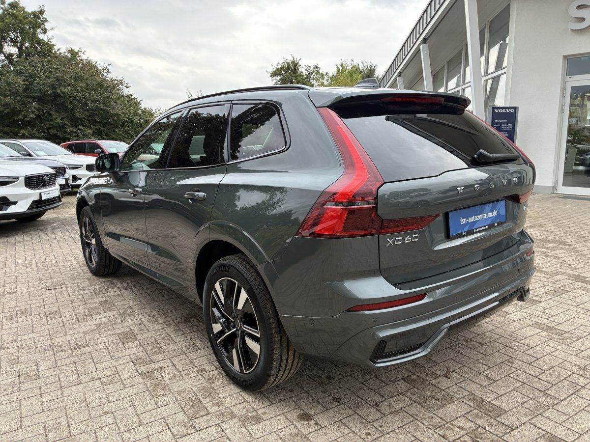 Volvo XC60 2025 г. Серый, пробег 15153 км
