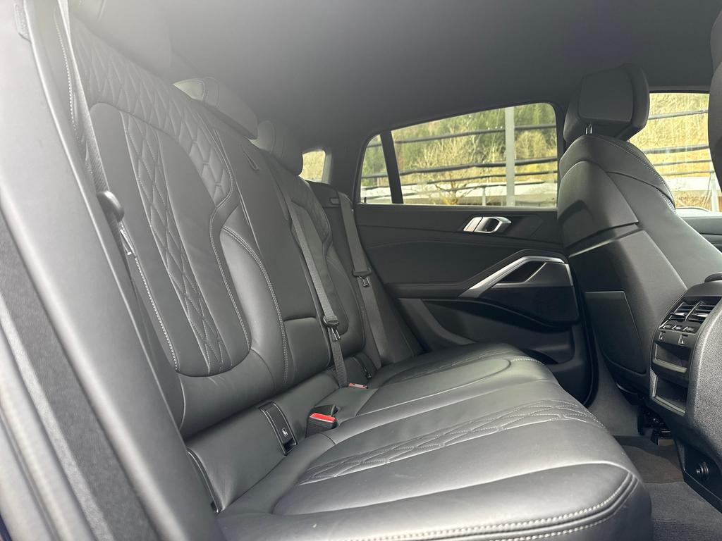 BMW X6 2022 г. Синий, пробег 58375 км