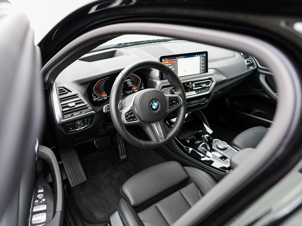 BMW X4 2026 г. Чёрный, пробег 18999 км
