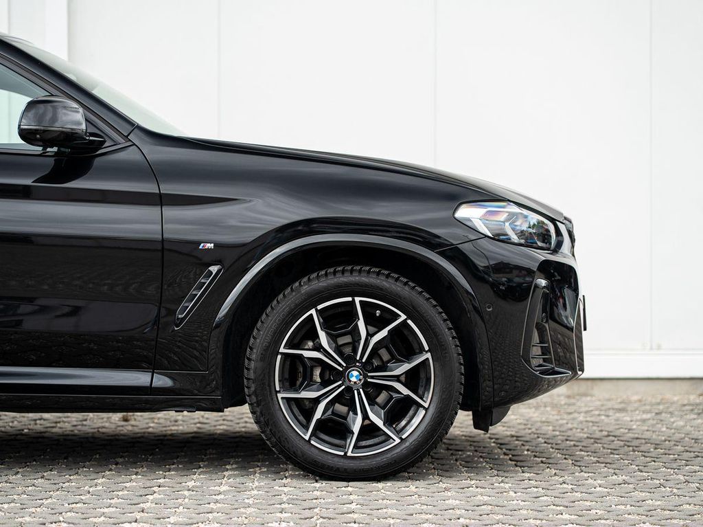BMW X4 2025 г. Чёрный, пробег 16490 км