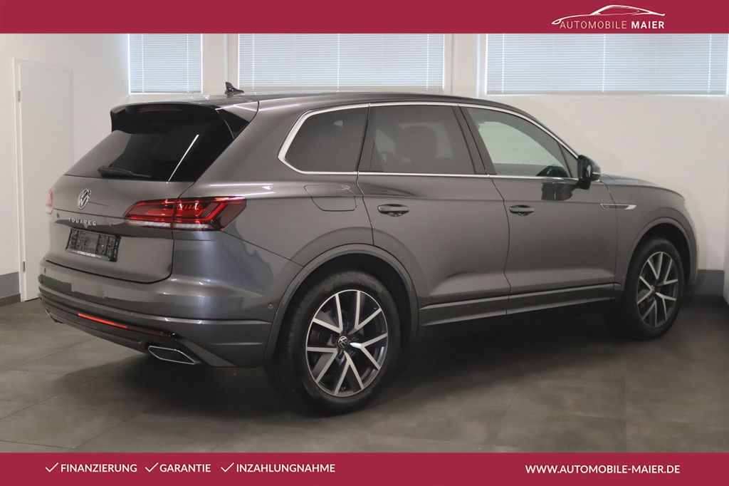 Volkswagen Touareg 2022 г. Серый, пробег 59900 км