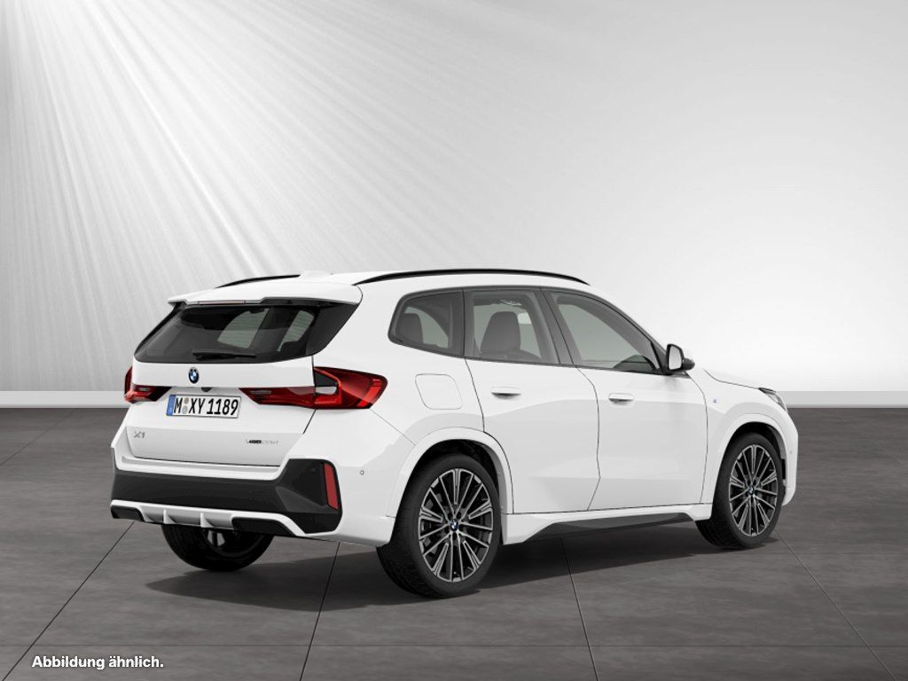 BMW X1 2025 г. Белый, пробег 24790 км