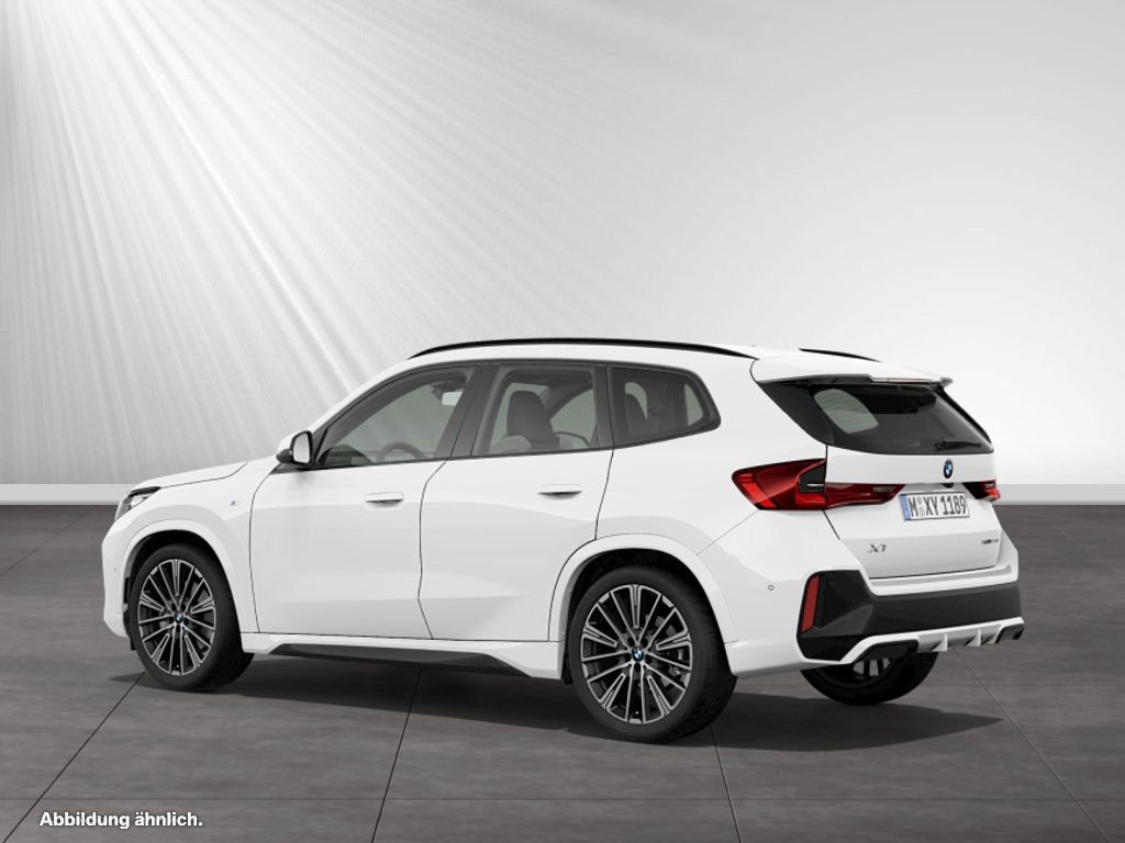 BMW X1 2025 г. Белый, пробег 24790 км