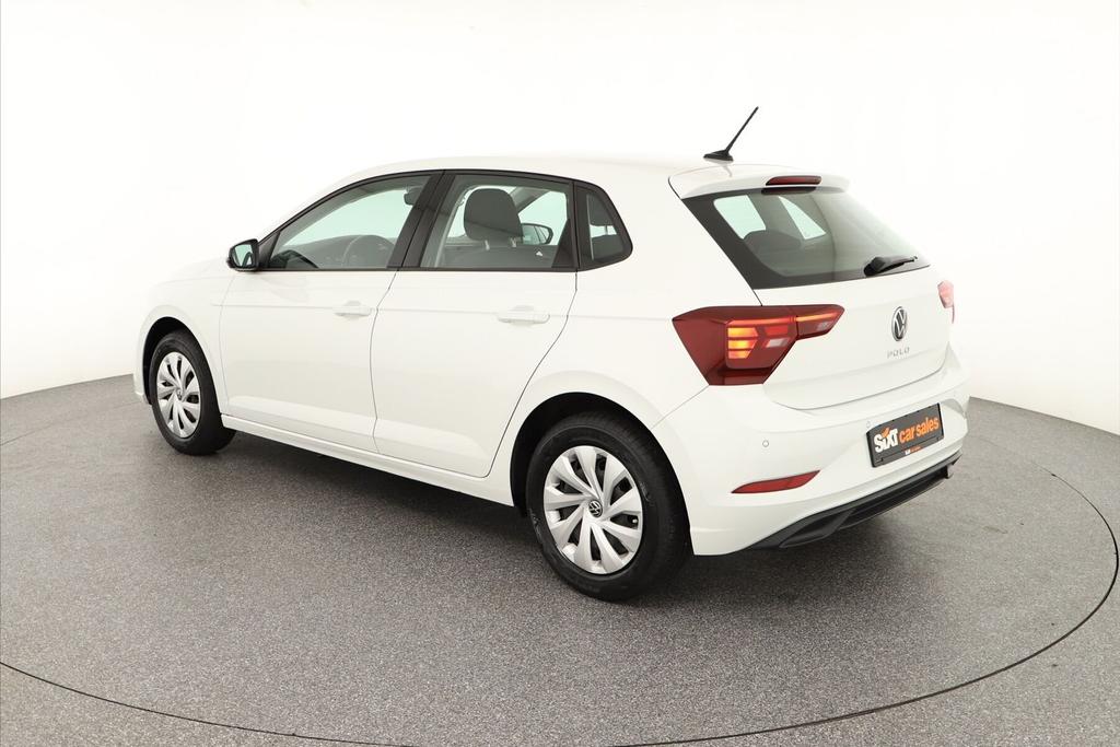 Volkswagen Polo 2023 г. Белый, пробег 33326 км