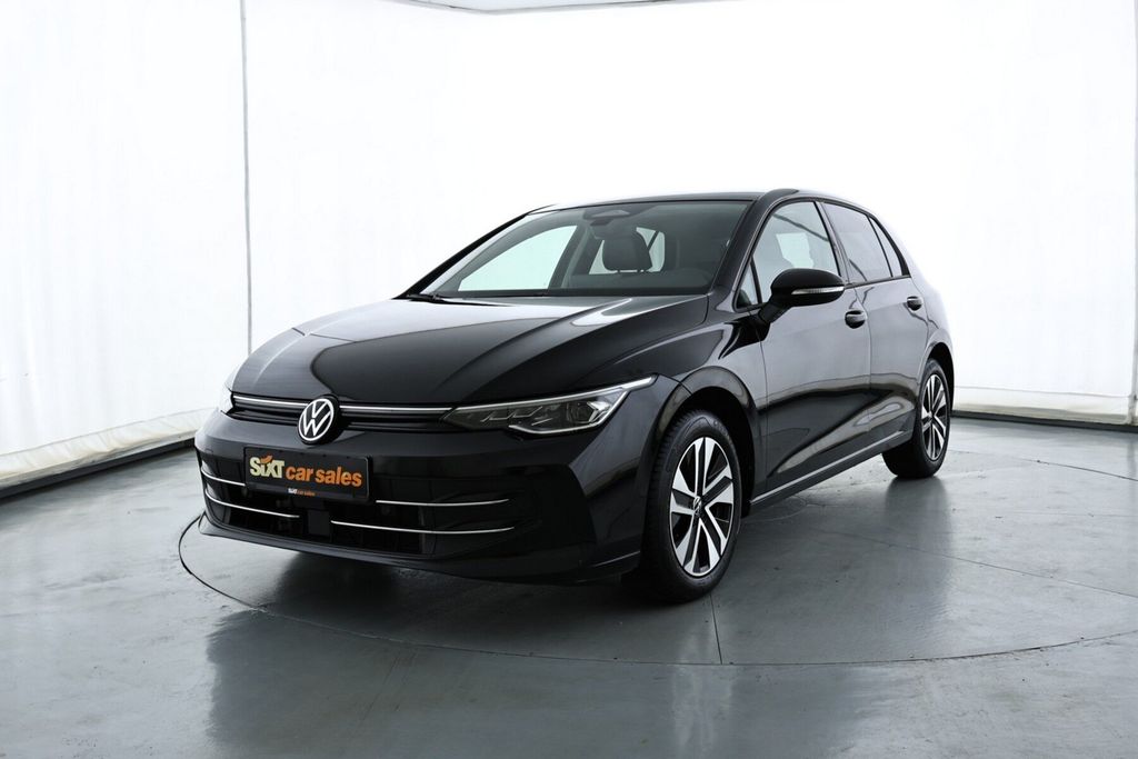 Volkswagen Golf 2026 г. Чёрный, пробег 34780 км