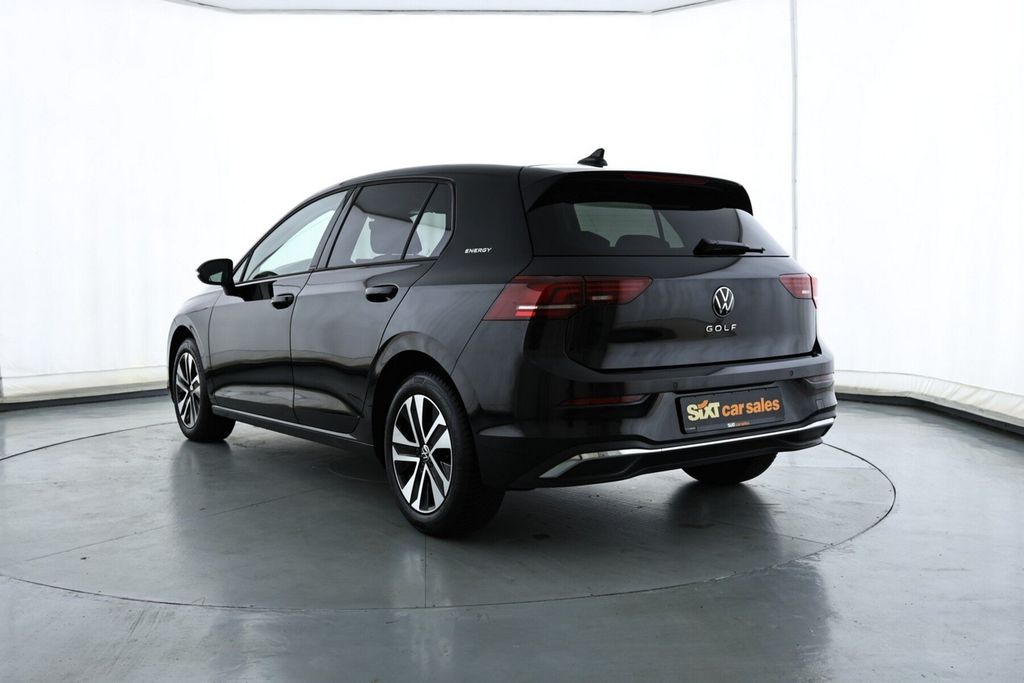 Volkswagen Golf 2026 г. Чёрный, пробег 34780 км