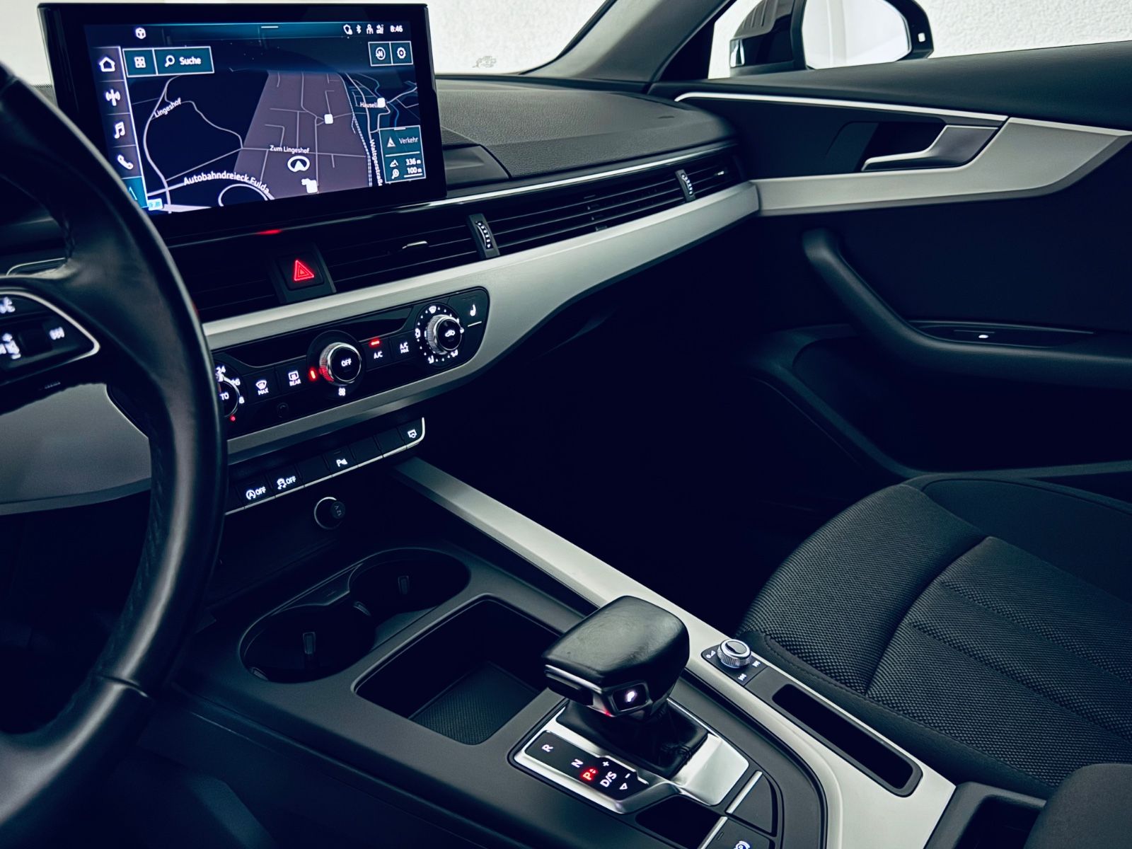 Audi A4 2022 г. Чёрный, пробег 48812 км