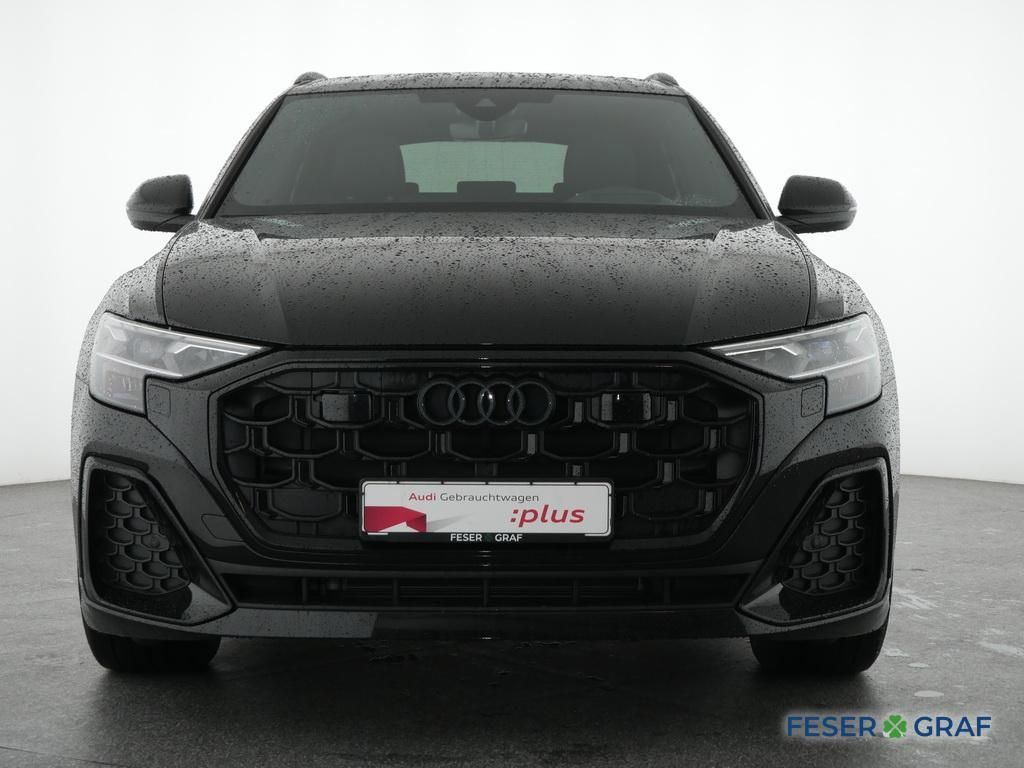 Audi Q8 2025 г. Чёрный, пробег 39900 км