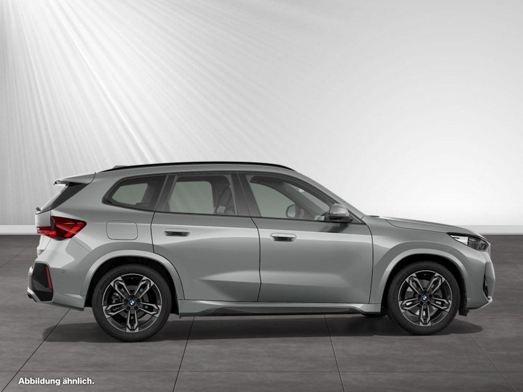 BMW X1 2025 г. Серебристый, пробег 15150 км