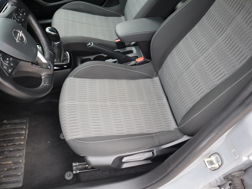 Opel Corsa 2022 г. Серебристый, пробег 25878 км
