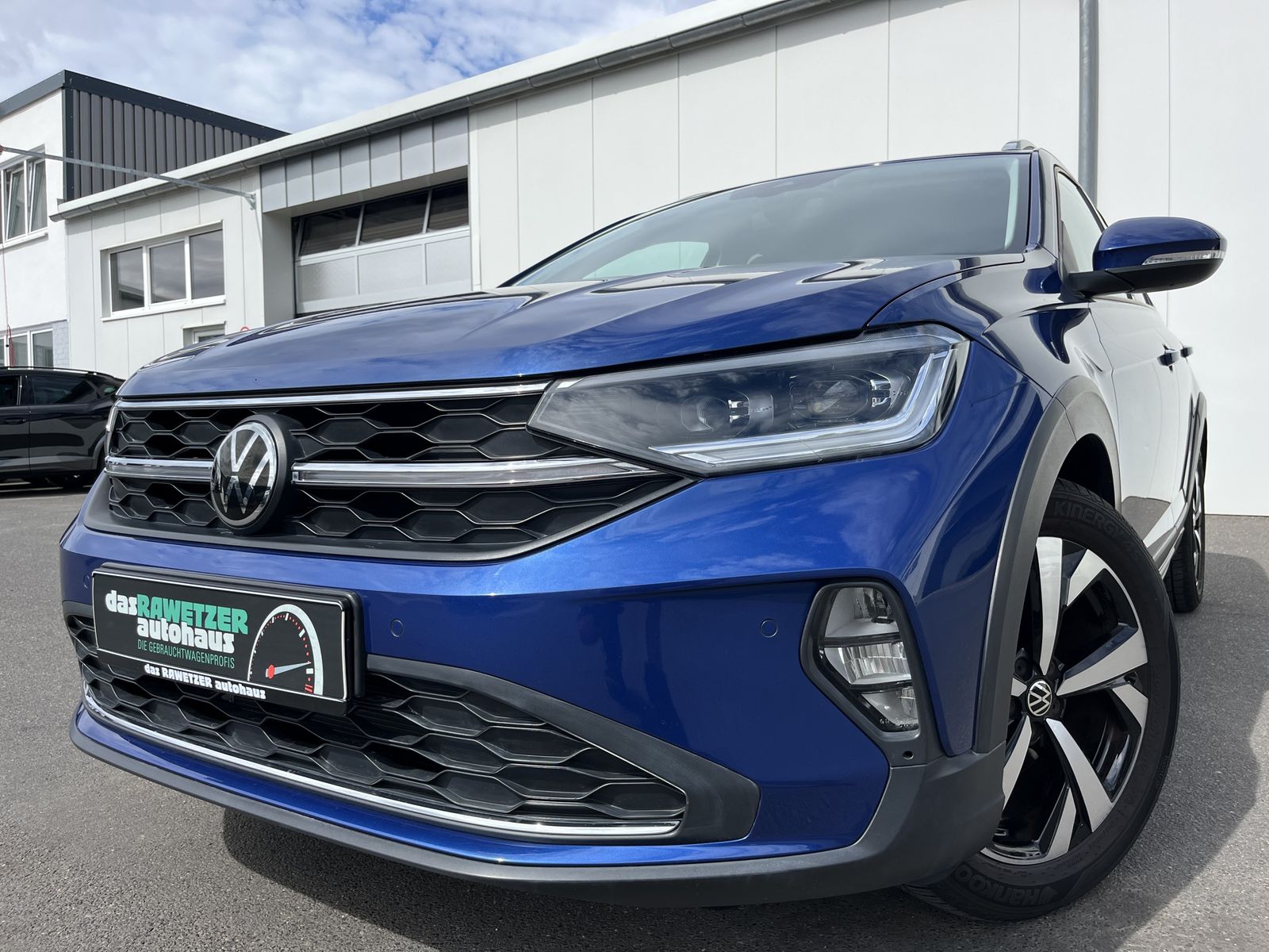 Volkswagen Taigo 2022 г. Синий, пробег 22952 км