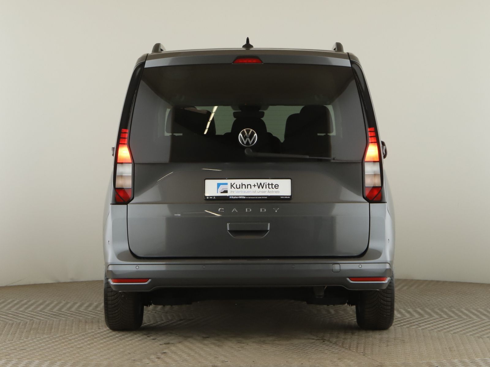 Volkswagen Caddy 2021 г. Серый, пробег 50766 км