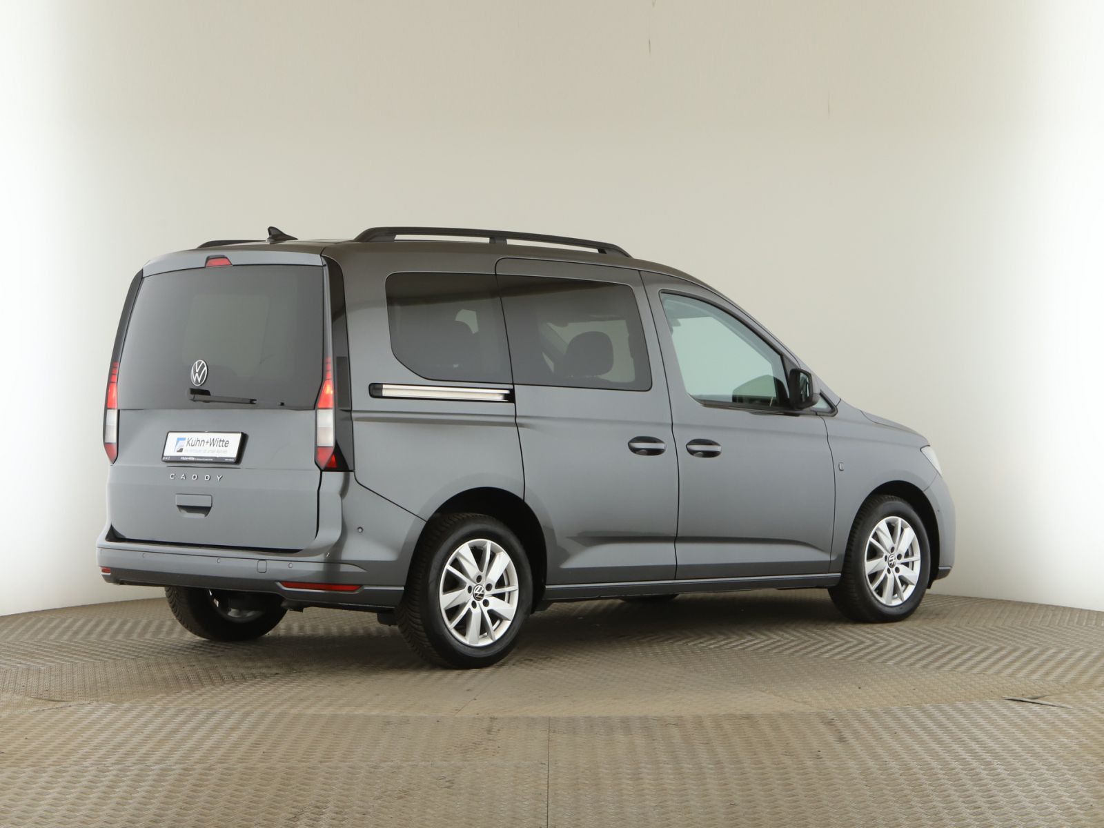Volkswagen Caddy 2021 г. Серый, пробег 50766 км