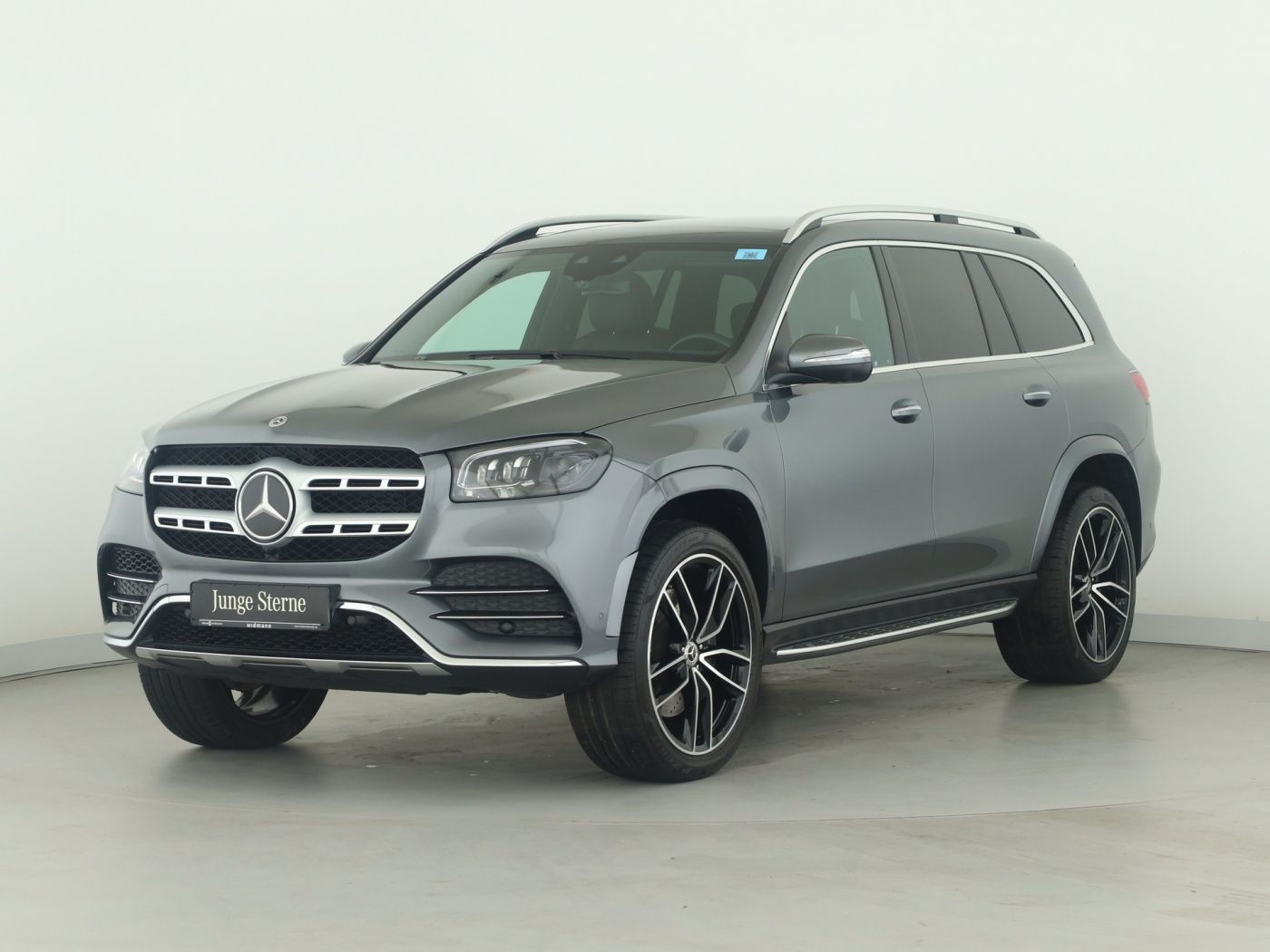 Mercedes-Benz GLS 400 2023 г. Серый, пробег 46438 км