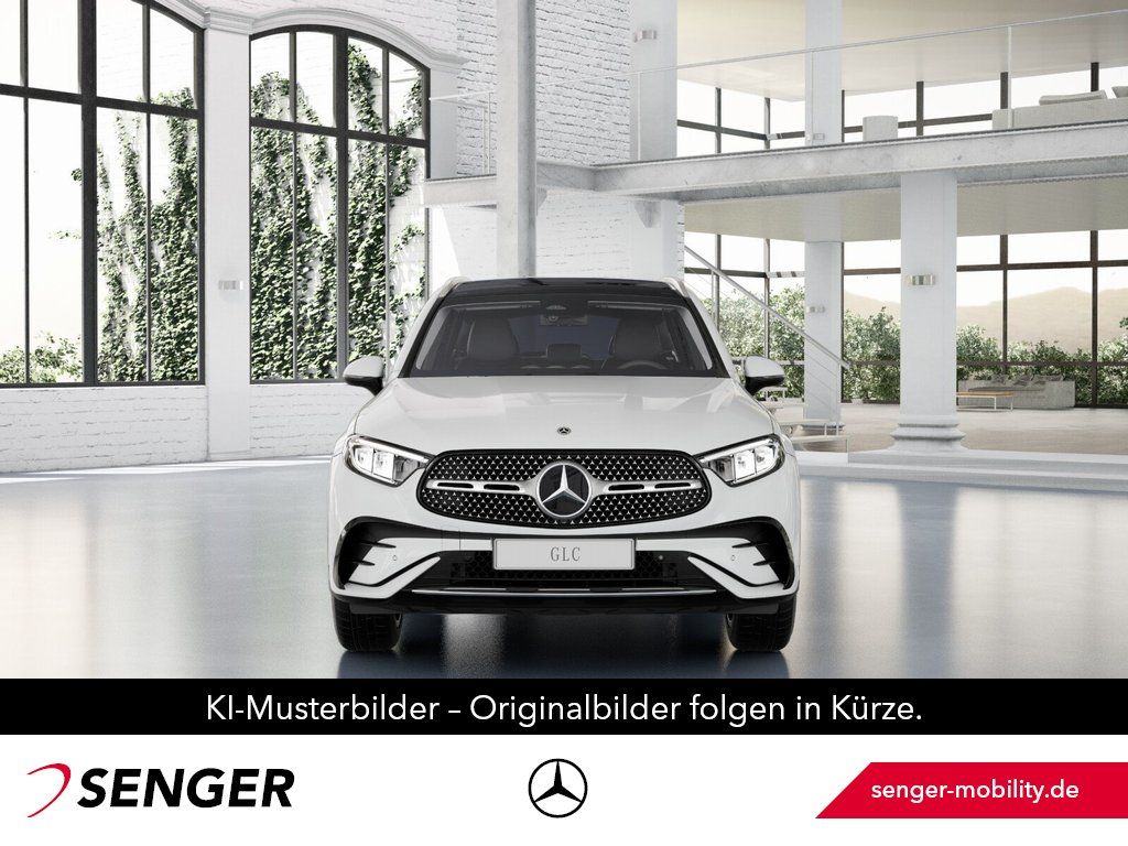 Mercedes-Benz GLC 220 2024 г. Белый, пробег 31667 км