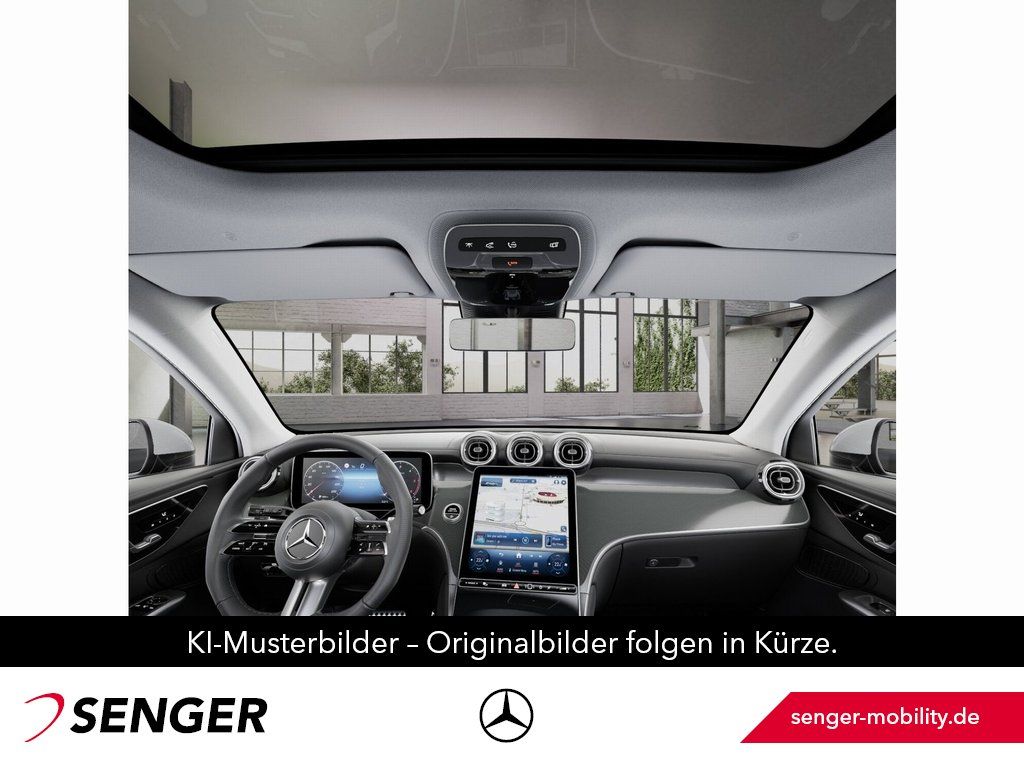 Mercedes-Benz GLC 220 2024 г. Белый, пробег 31667 км