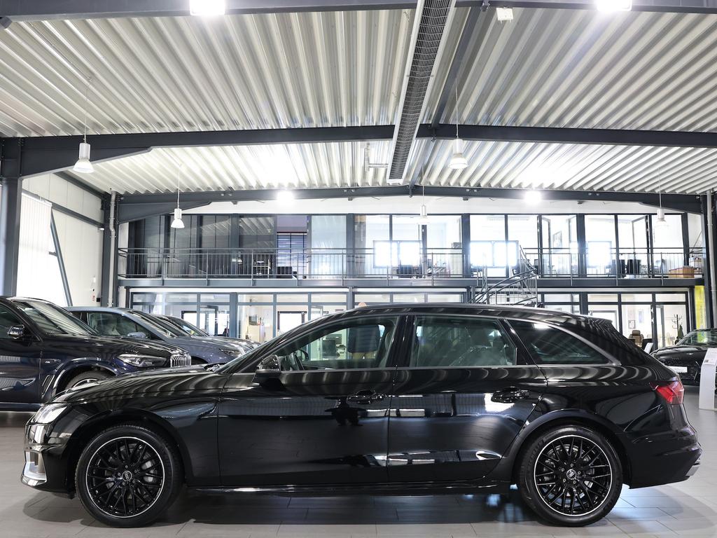 Audi A4 2024 г. Чёрный, пробег 52000 км