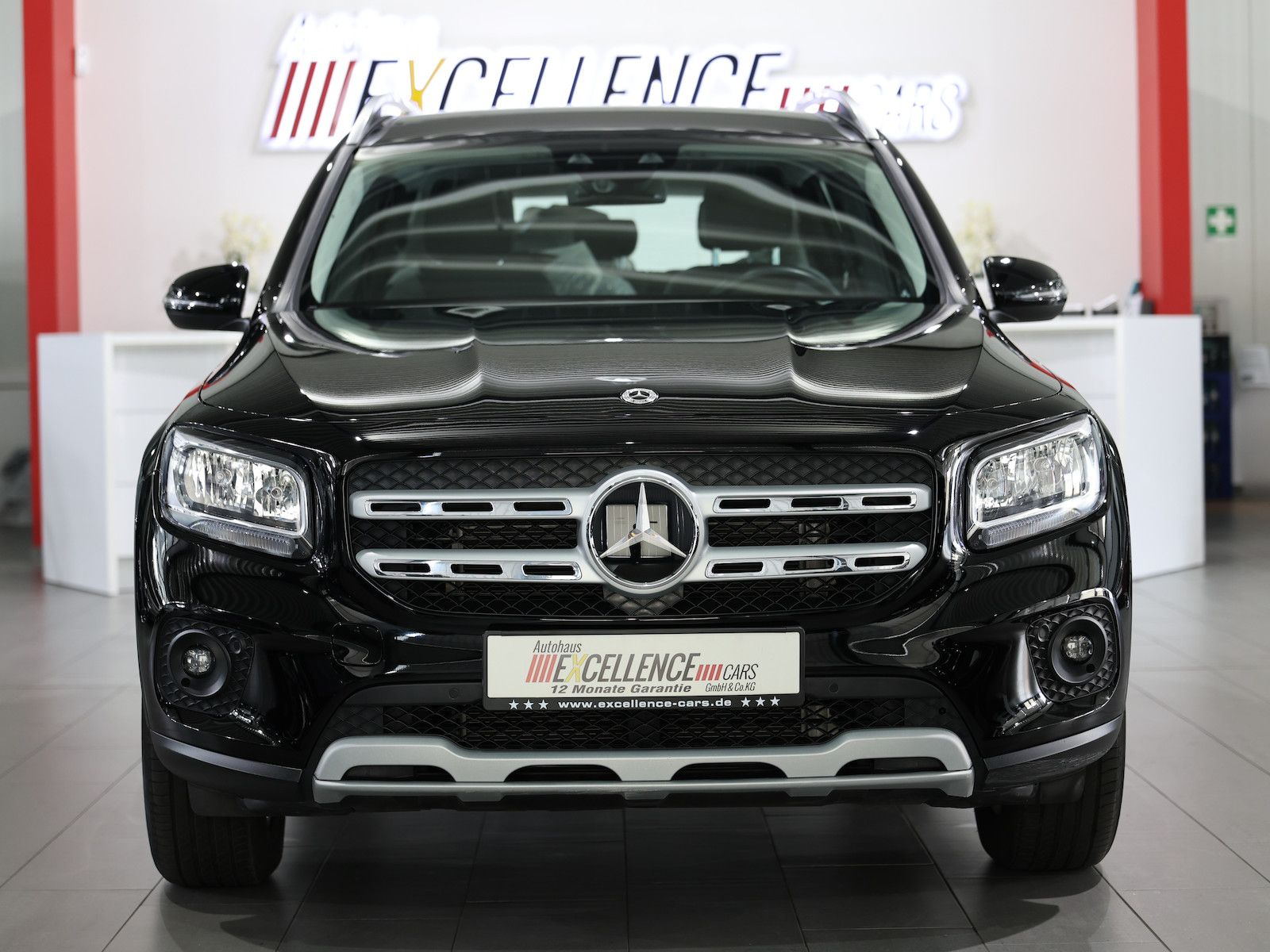 Mercedes-Benz GLB 200 2022 г. Чёрный, пробег 36000 км
