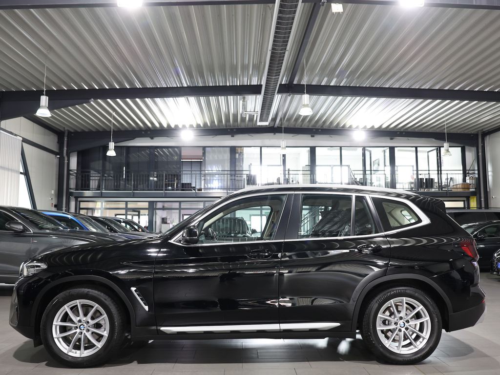 BMW X3 2023 г. Чёрный, пробег 53000 км