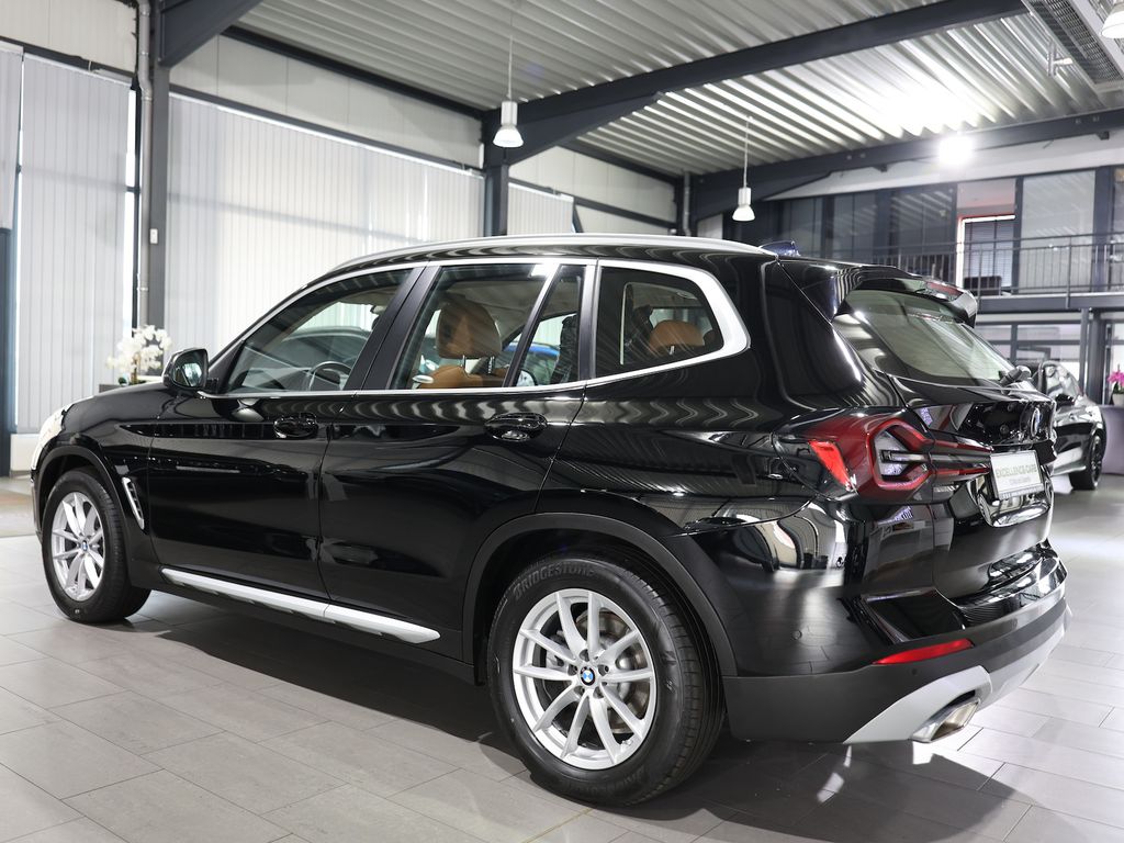 BMW X3 2023 г. Чёрный, пробег 53000 км
