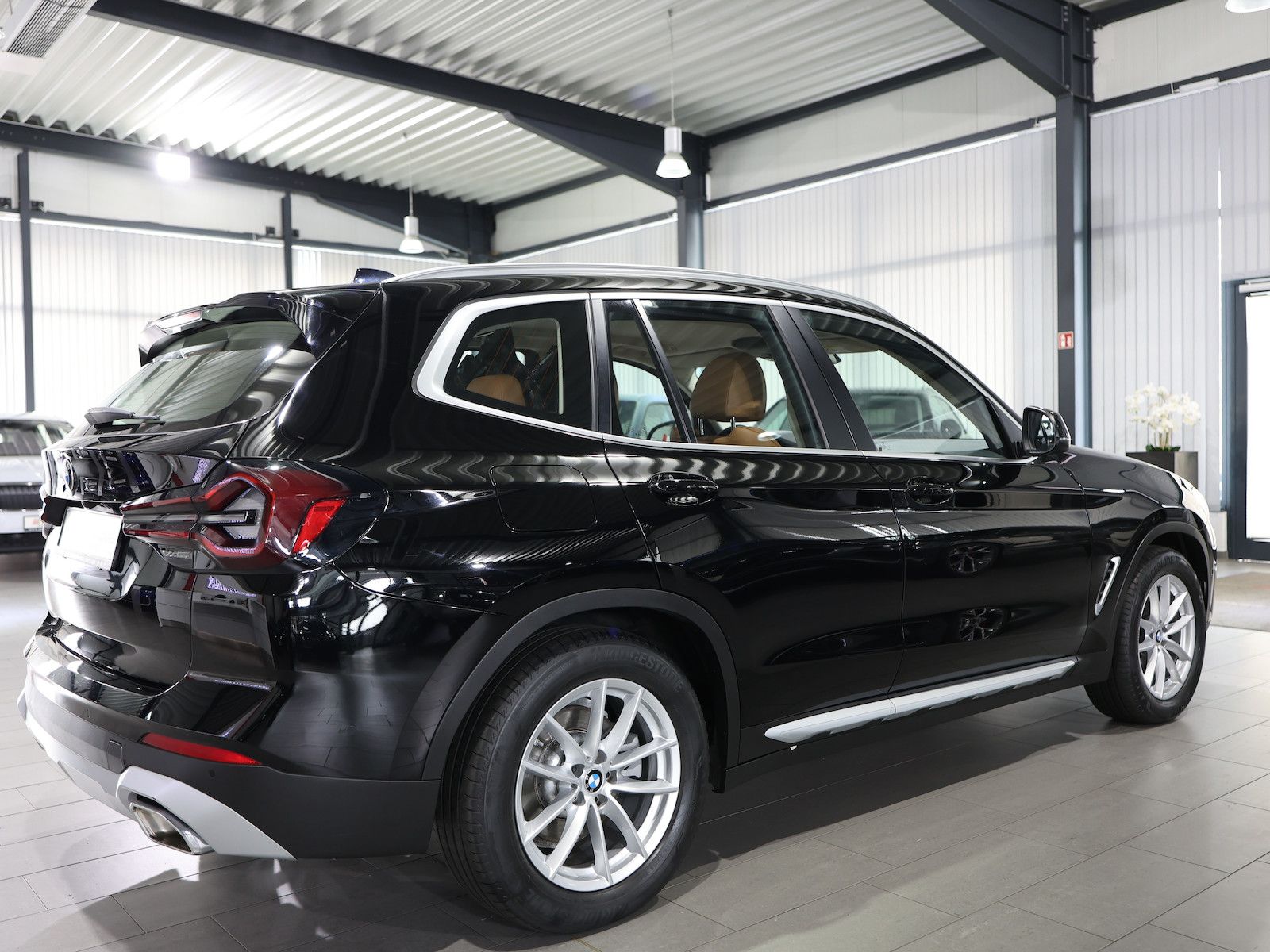 BMW X3 2023 г. Чёрный, пробег 53000 км
