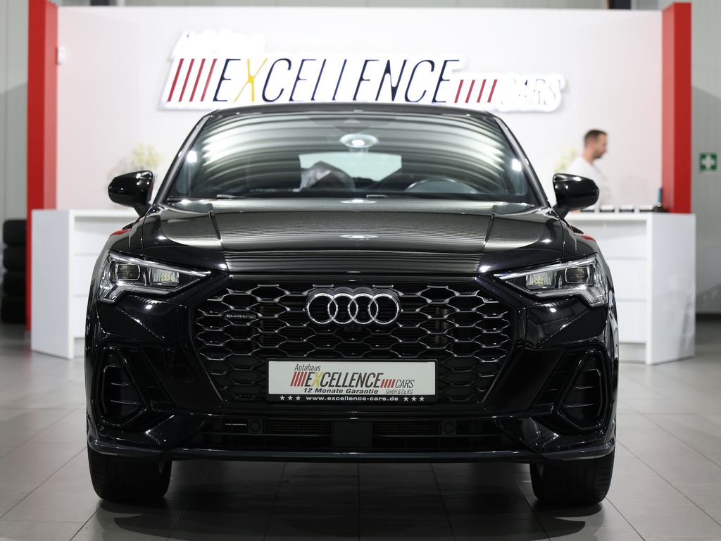 Audi Q3 2023 г. Чёрный, пробег 40000 км