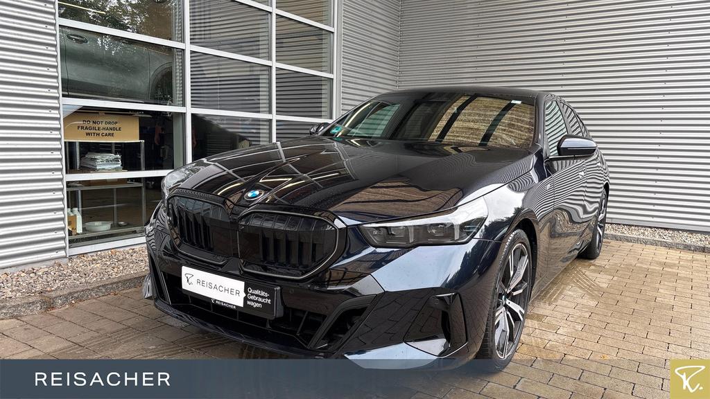 BMW 520 2025 г. Чёрный, пробег 11857 км