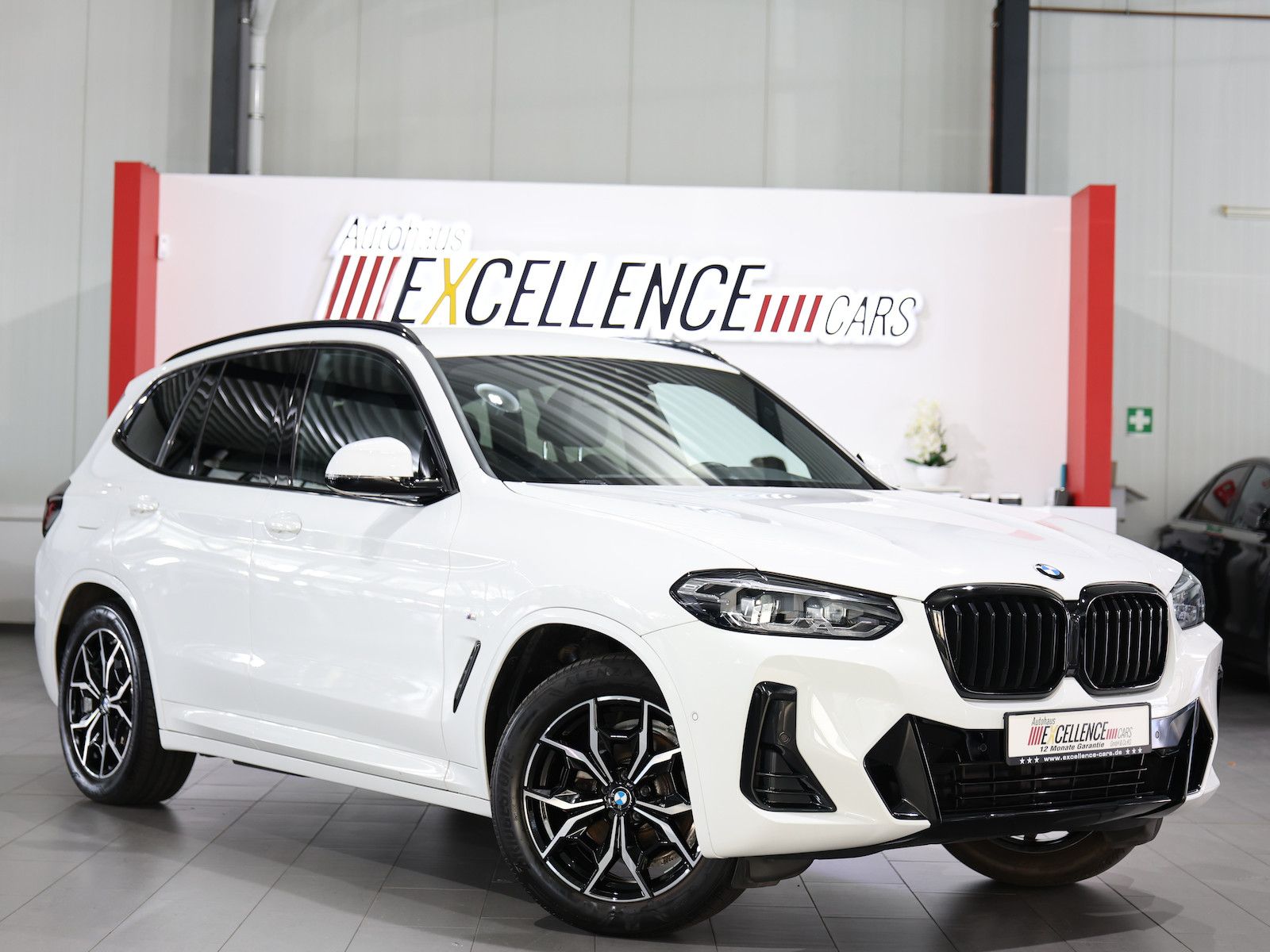 BMW X3 2022 г. Белый, пробег 47000 км