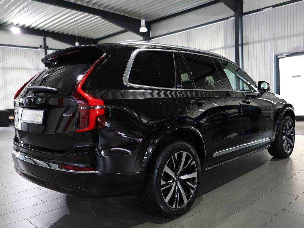 Volvo XC90 2025 г. Чёрный, пробег 32000 км