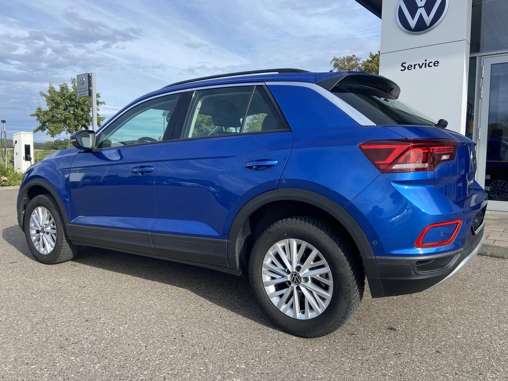 Volkswagen T-Roc 2023 г. Синий, пробег 39040 км