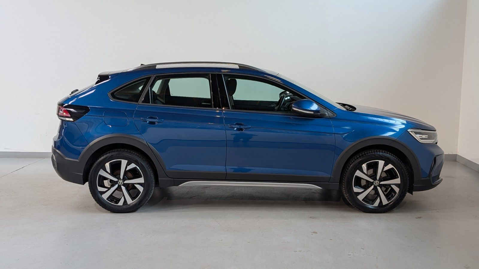 Volkswagen Taigo 2022 г. Синий, пробег 48399 км