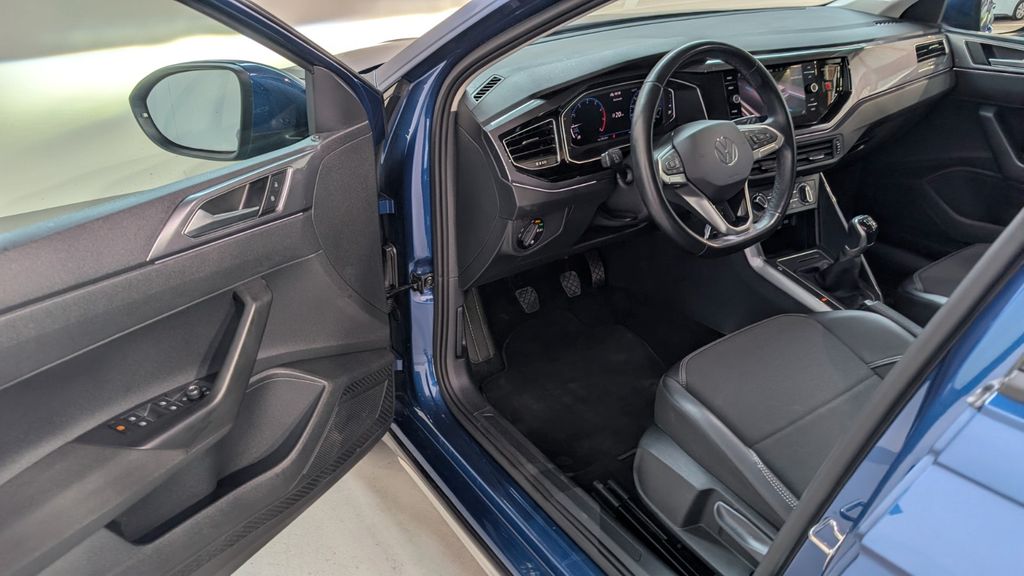 Volkswagen Taigo 2022 г. Синий, пробег 48399 км