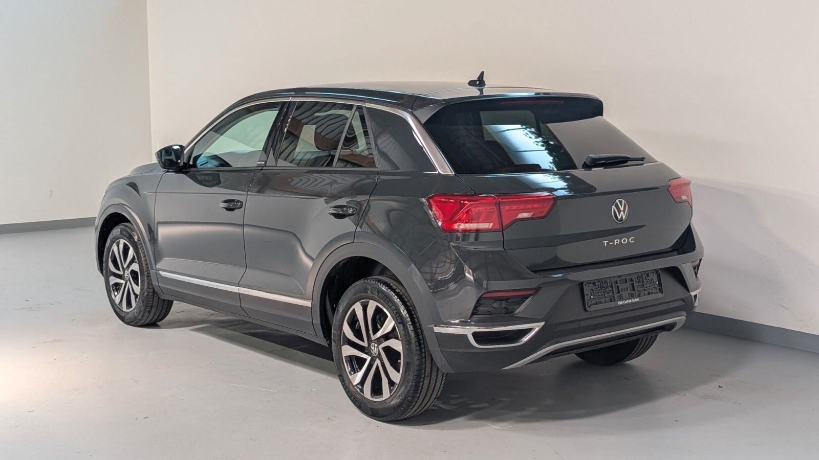 Volkswagen T-Roc 2021 г. Серый, пробег 36899 км