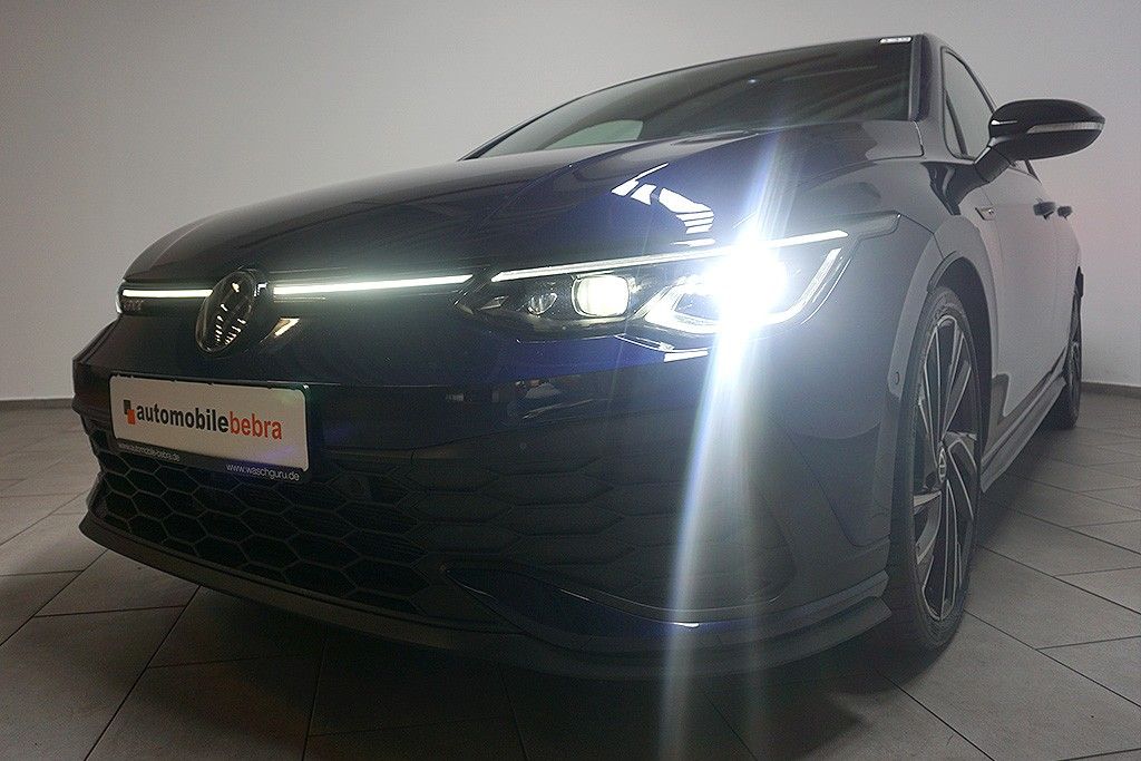 Volkswagen Golf 2023 г. Синий, пробег 38685 км