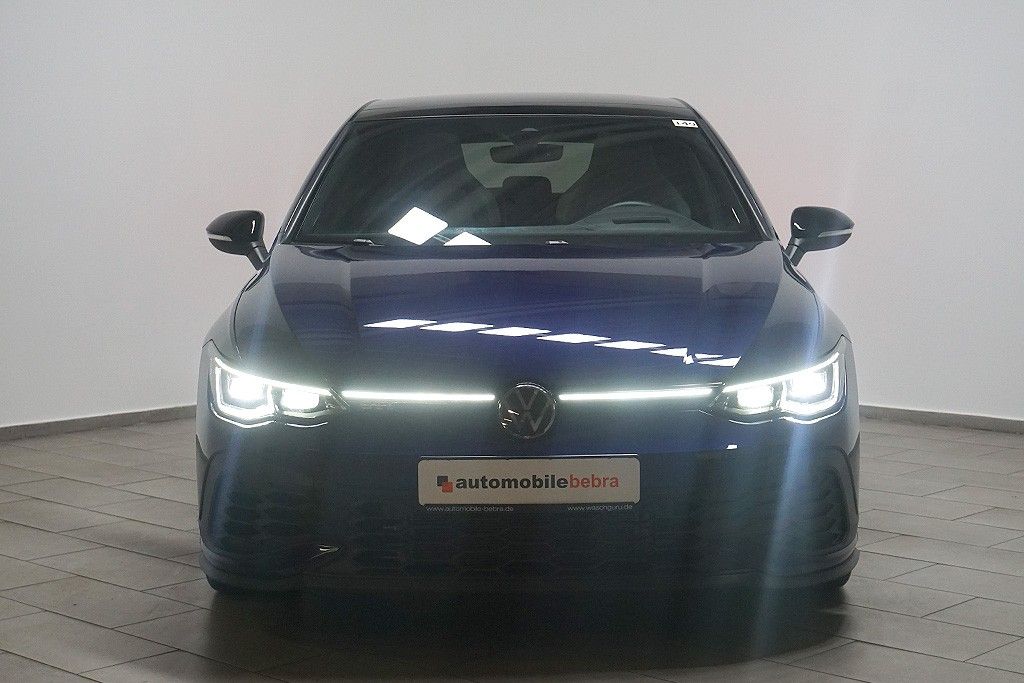 Volkswagen Golf 2023 г. Синий, пробег 38685 км